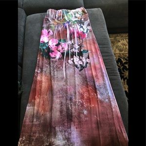 Long Floral Maxi Dress 🌸